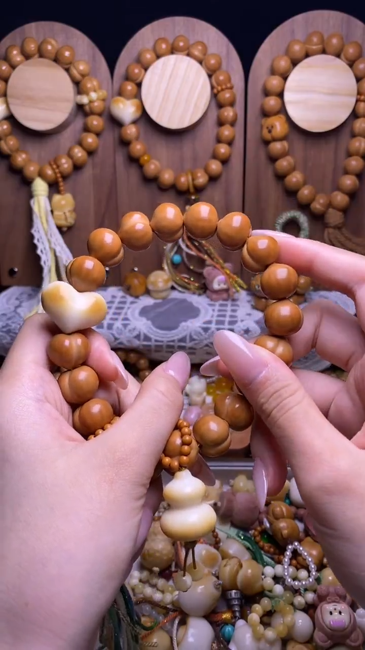 吊坠猴头核桃Y*手工精修光面爱心牙果葫芦吊坠粉蕾丝流苏