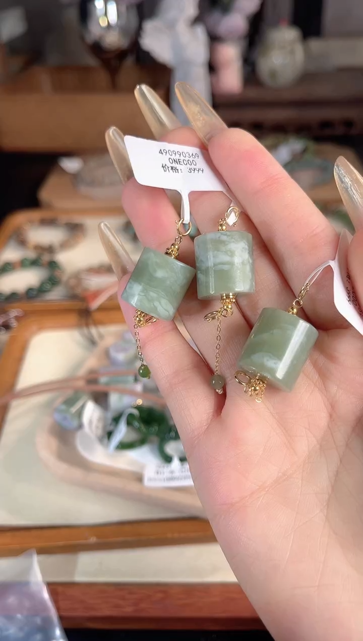 吊坠(不含链)银S925镶嵌和田玉多样性发其一