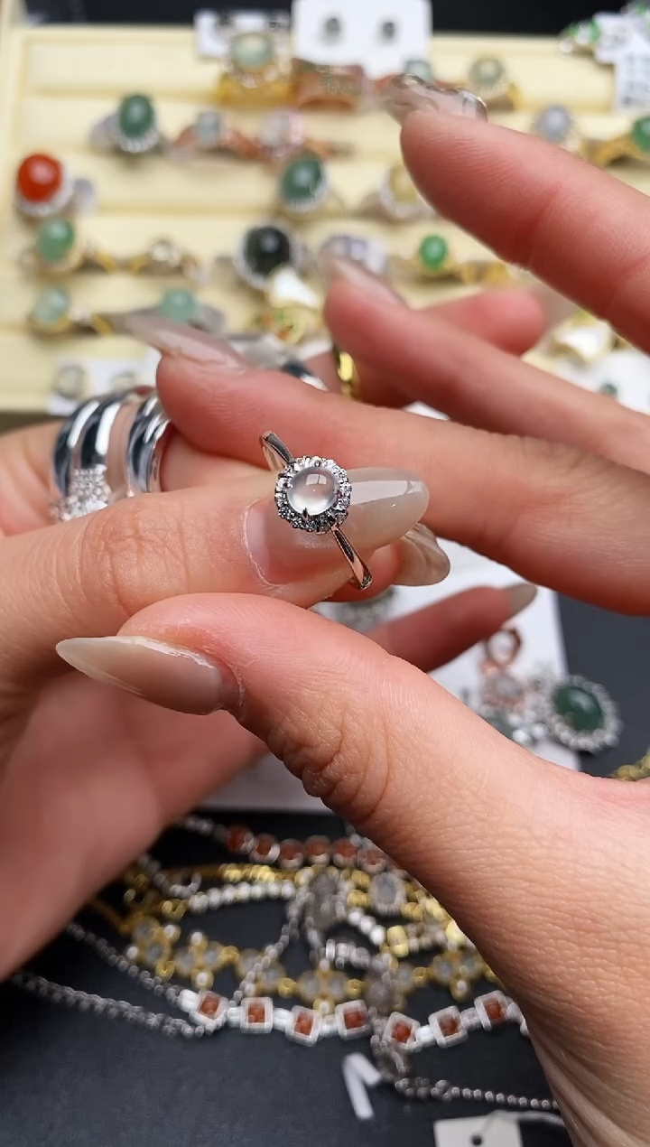 【闪购商品】翡翠戒指未镶嵌1010101010+5