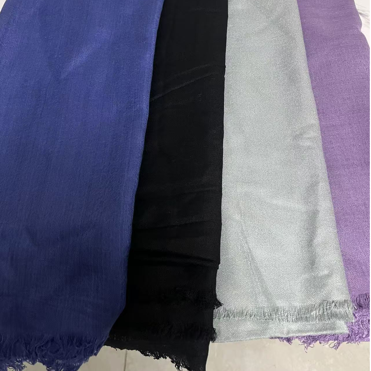 百搭尾货围巾披肩