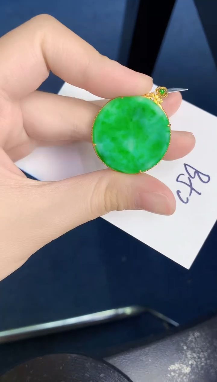 【闪购商品】翡翠颈饰18K金镶嵌000000000