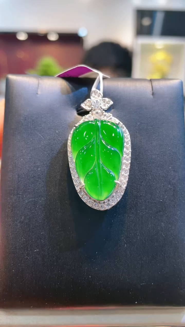 【闪购商品】翡翠颈饰未镶嵌A38天然A货翡翠吊坠（不含链）