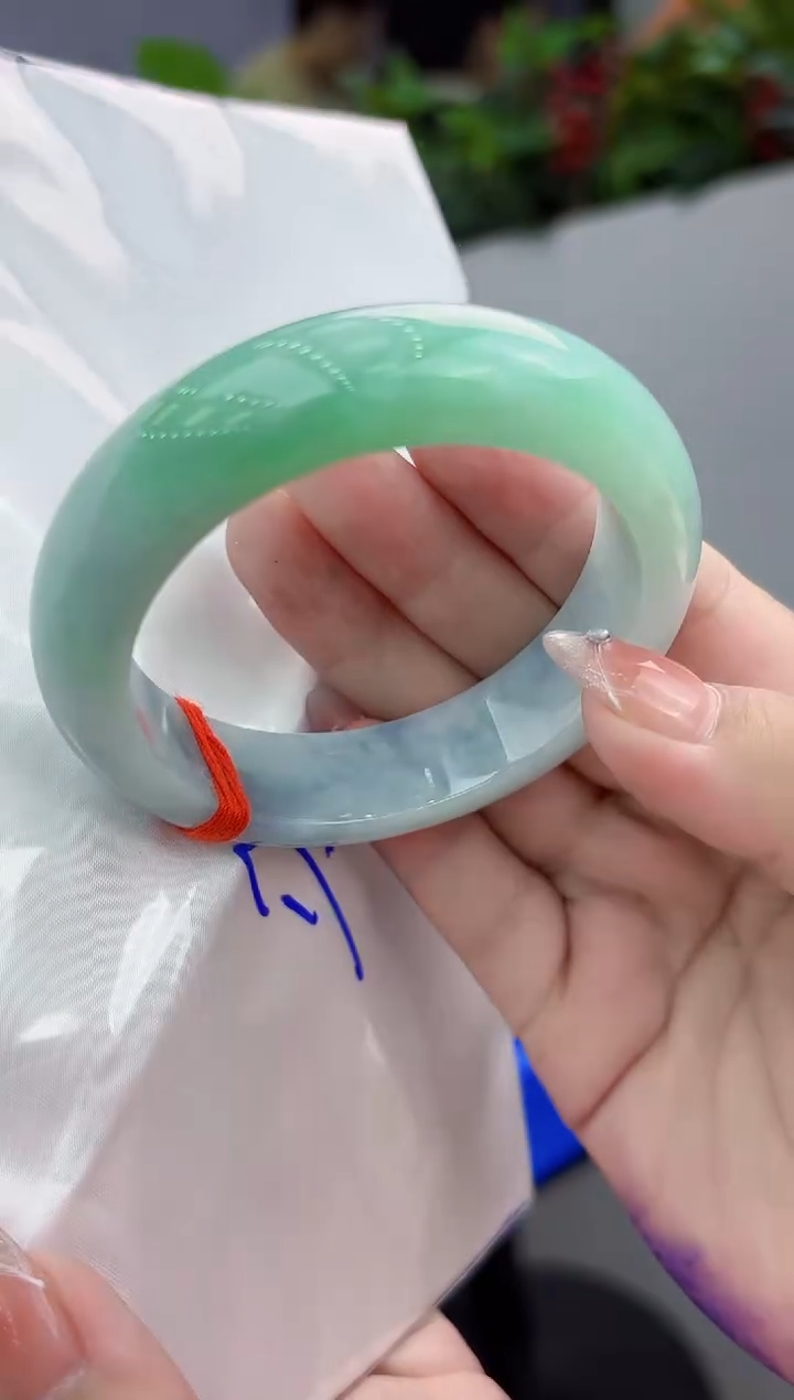 【闪购商品】翡翠手镯未镶嵌翡翠手镯