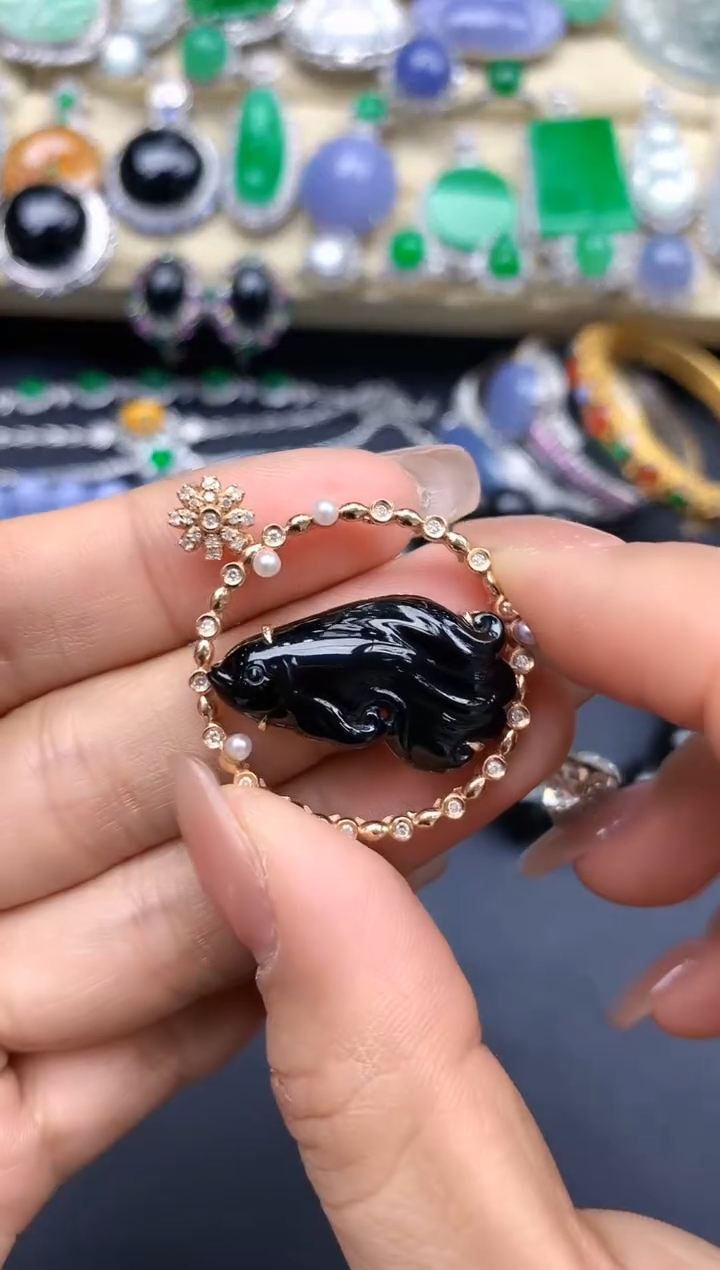 颈饰18K金镶嵌翡翠357-中国好珍宝