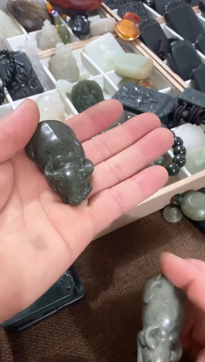 【闪购商品】和田玉吊坠(不含链)未镶嵌草花