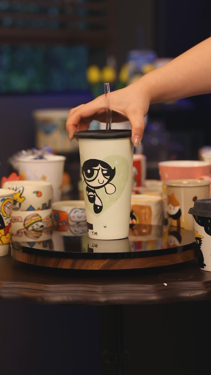 【闪购商品】摆件景德镇釉下彩绘设计师款式陶瓷