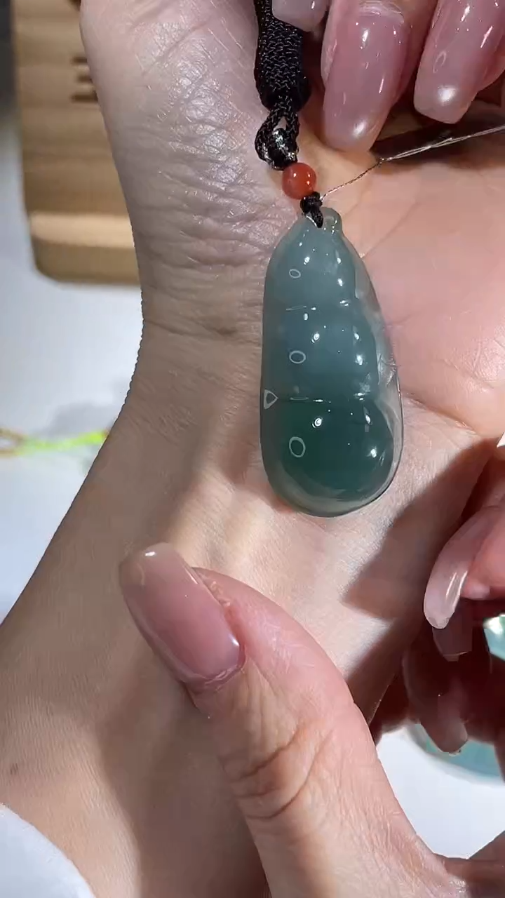 吊坠(不含链)未镶嵌翡翠豆子