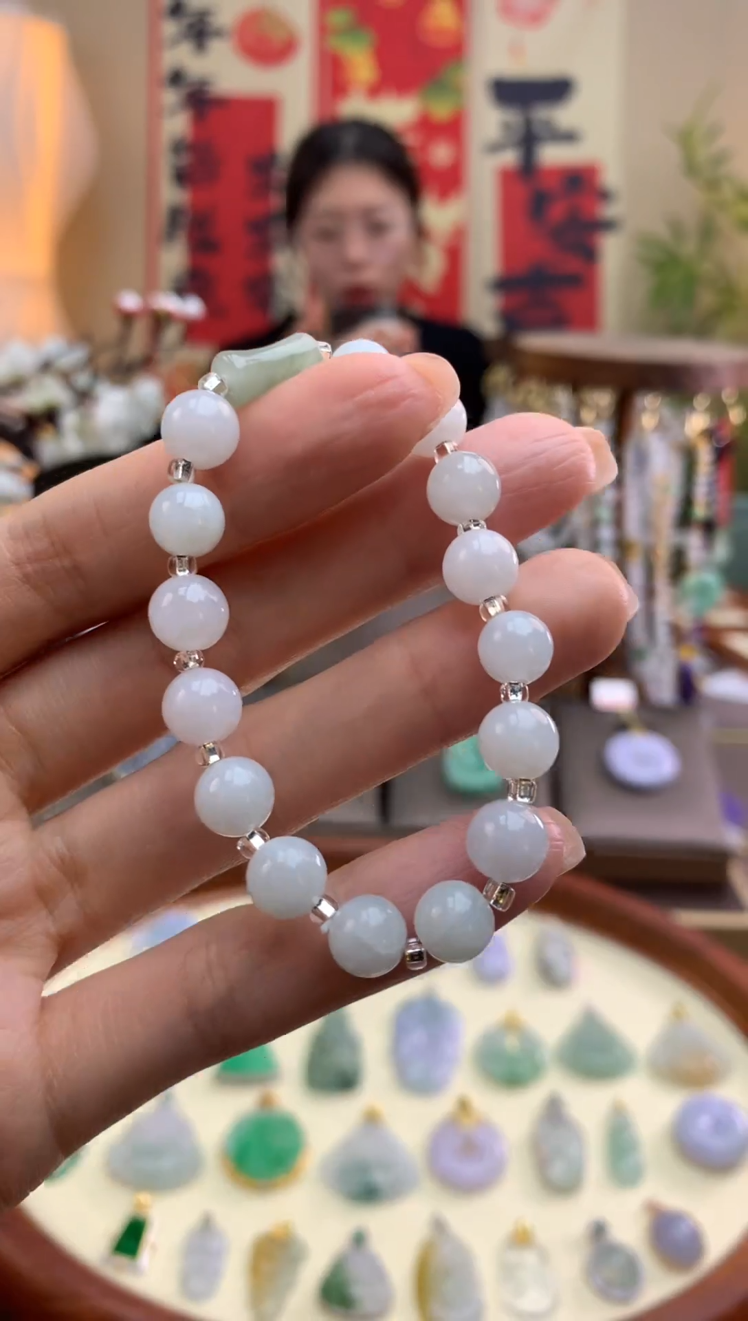 【闪购商品】翡翠颈饰未镶嵌手串