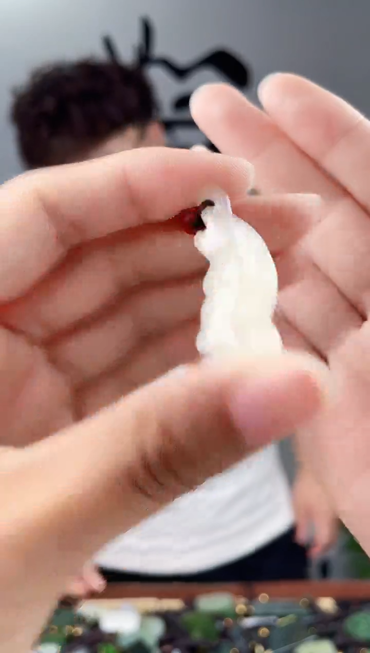 和田玉未镶嵌颈饰拍一发一，多样性发货