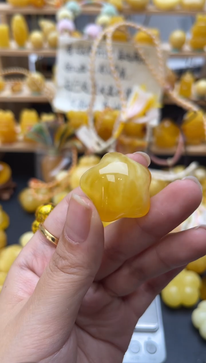 琥珀未镶嵌珠宝奇石145琥珀蜜蜡微瑕