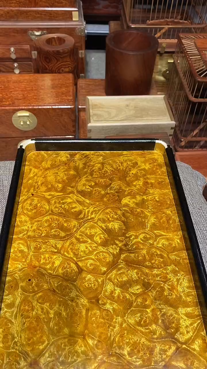 【闪购商品】香樟木木艺茶盘一个