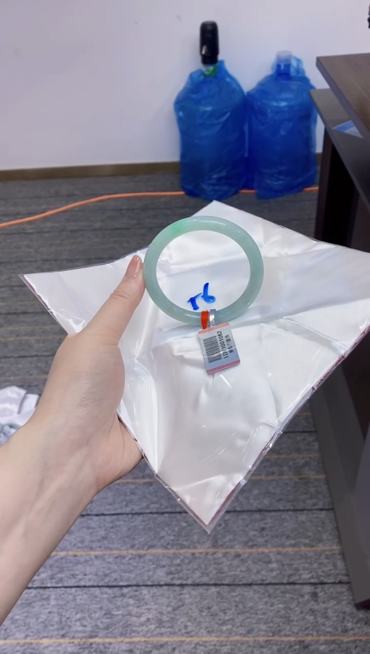 【闪购商品】翡翠手镯未镶嵌1111111111111