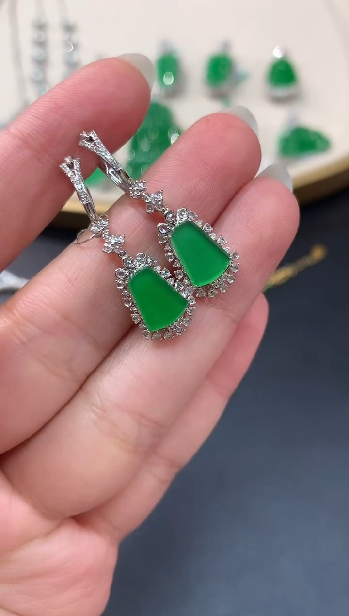 【闪购商品】翡翠耳饰18K金镶嵌耳饰A03|16800