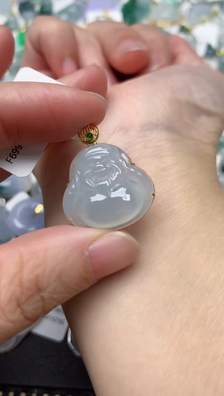 颈饰18K金镶嵌翡翠天然缅甸A货翡翠