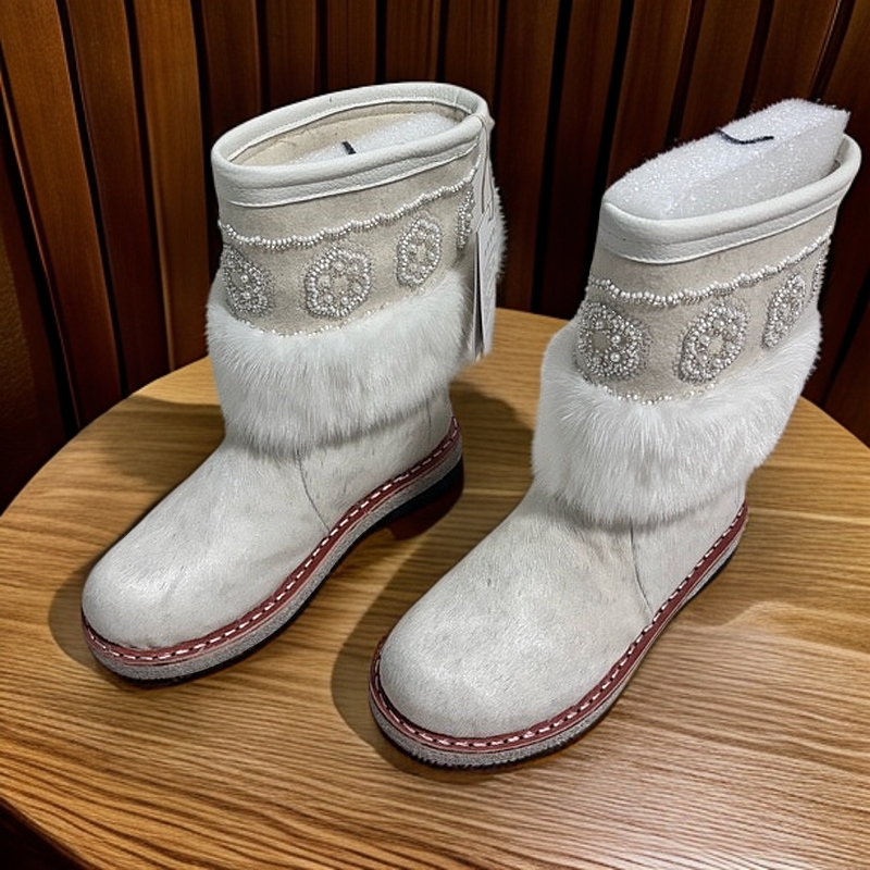 反季清仓女士保暖洋气雪地靴子