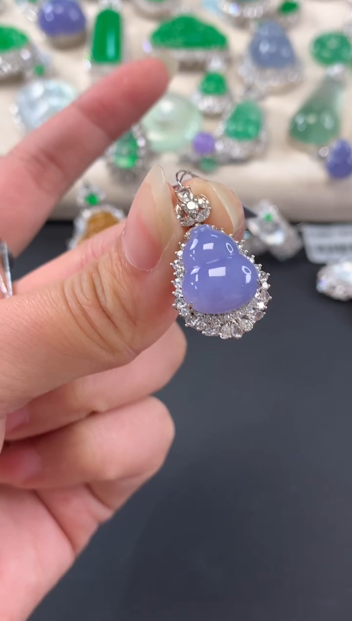 【闪购商品】翡翠吊坠(不含链)18K金镶嵌A334|19800