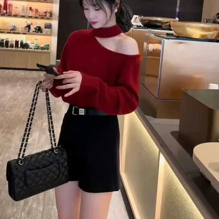 女时尚百搭修身法式薄款毛针织衫冬季针织高领设计感