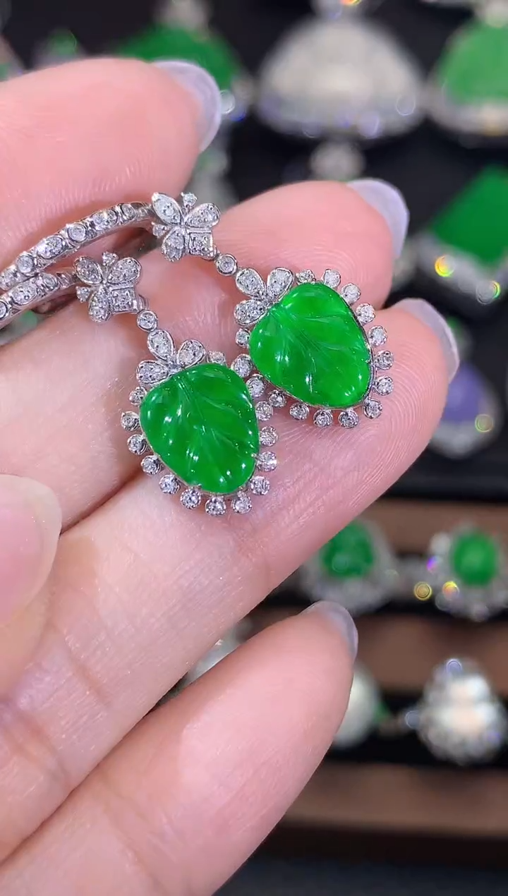 18K金镶嵌翡翠耳饰D39