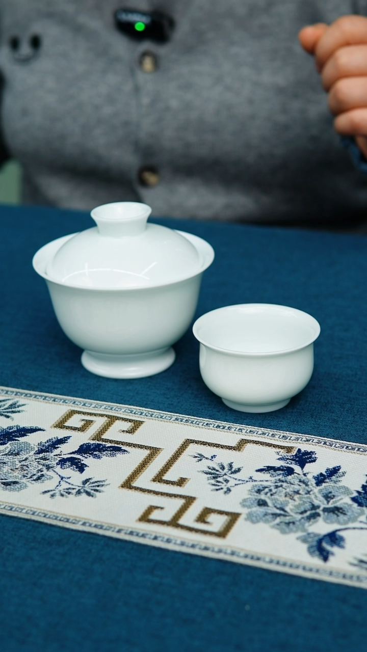 【闪购商品】二才高足盖碗 炉式杯
