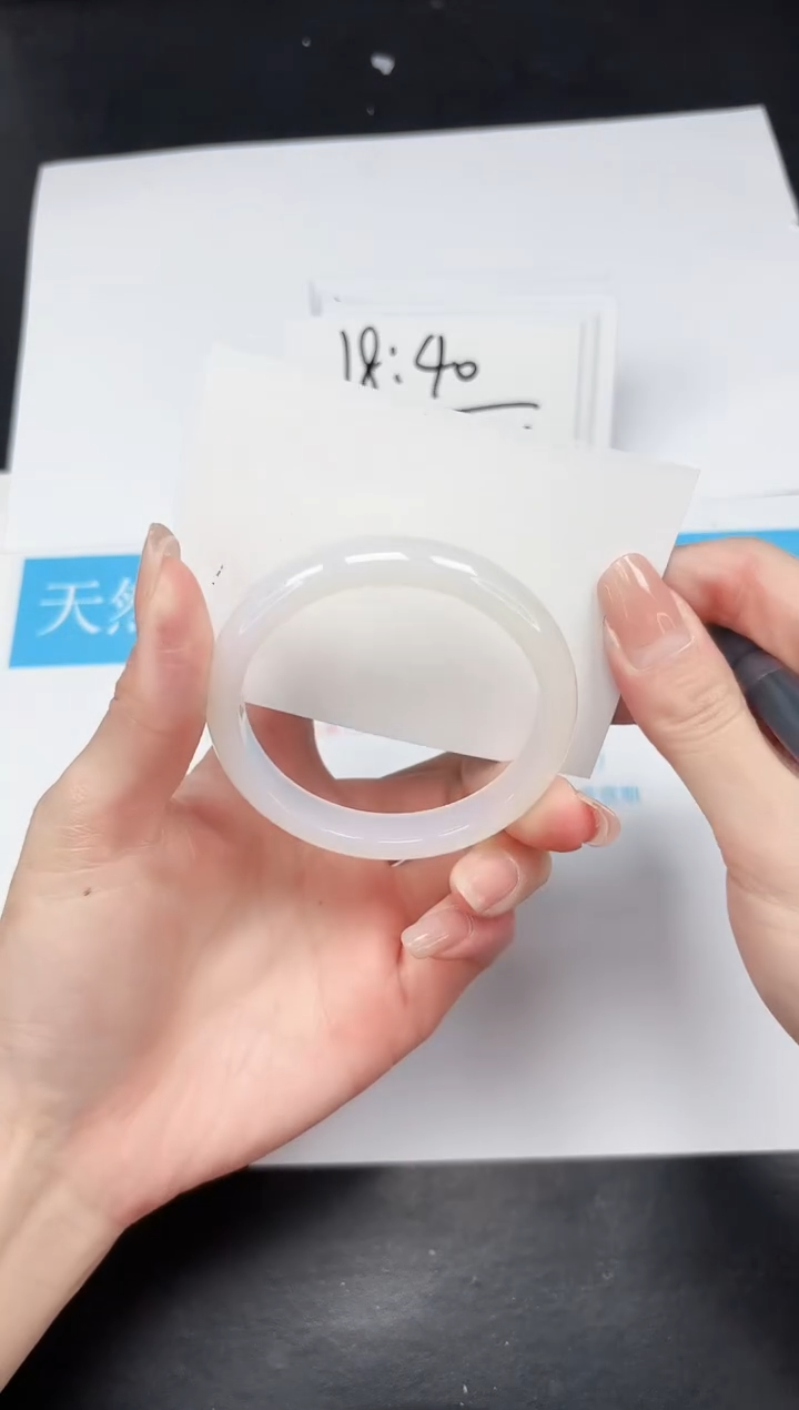 【闪购商品】石英质玉手镯未镶嵌304-55.5