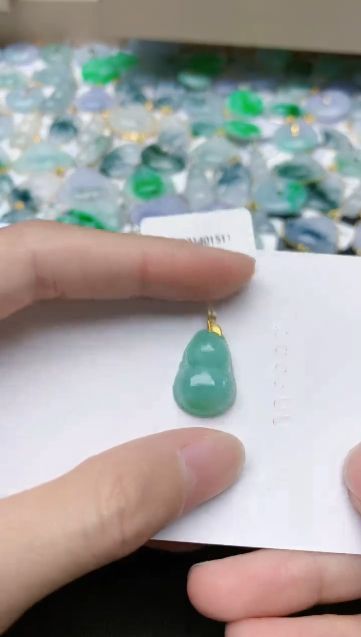 【闪购商品】翡翠颈饰18K金镶嵌90天然翡翠A货  
