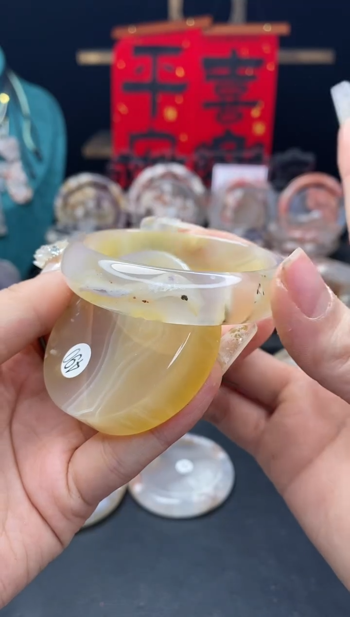 【闪购商品】石英质玉手镯（圆镯）未镶嵌53.8