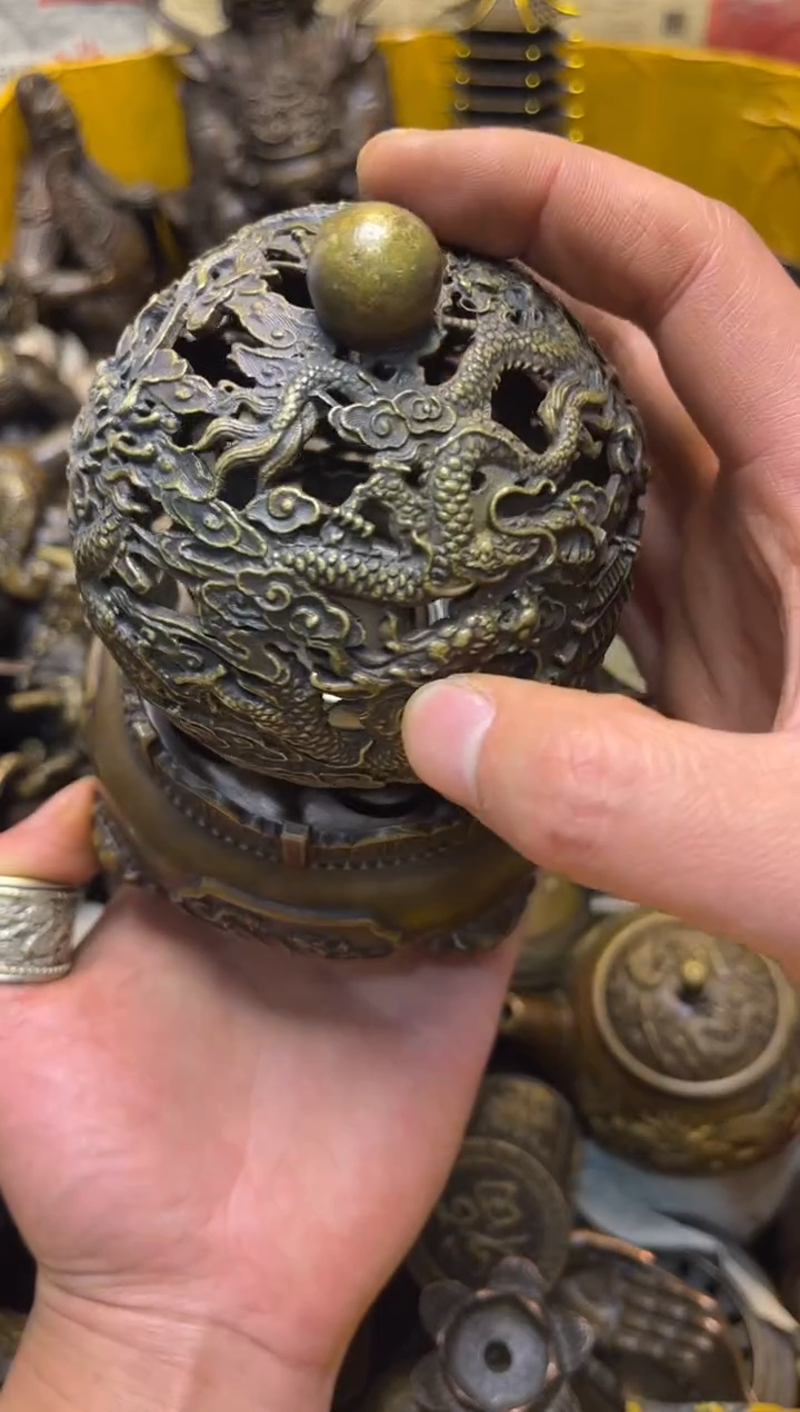 精美铜器，点击下单