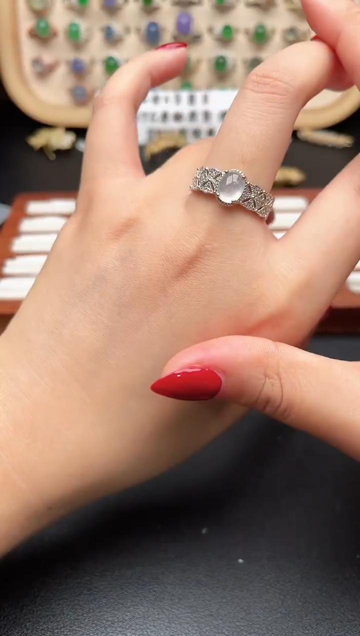 银S925镶嵌戒指翡翠一物一证一礼盒