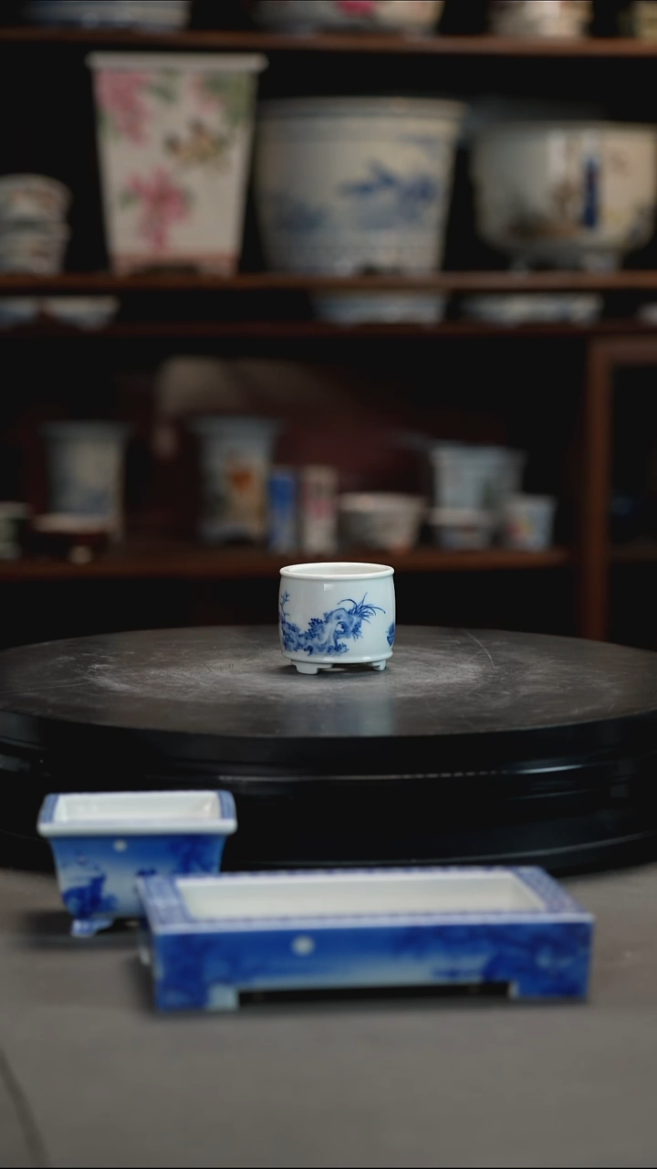 釉下青花手绘盆随***梦釉下青花手绘盆 随*梦