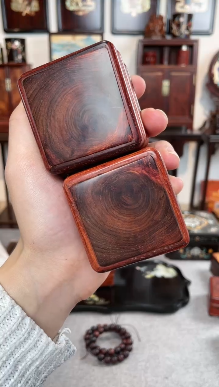 【闪购商品】紫檀木类成套家具镶嵌黄花梨面包盒