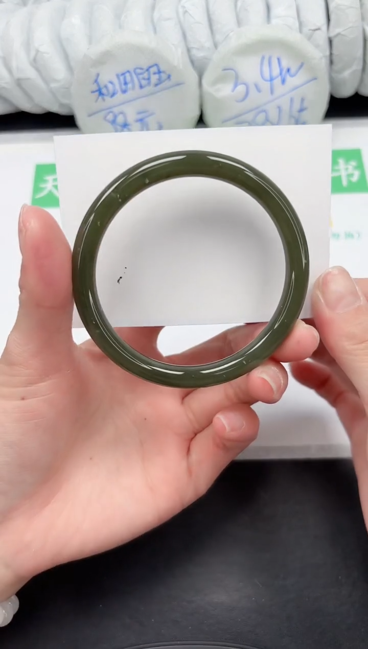 【闪购商品】和田玉手镯未镶嵌114-61.2