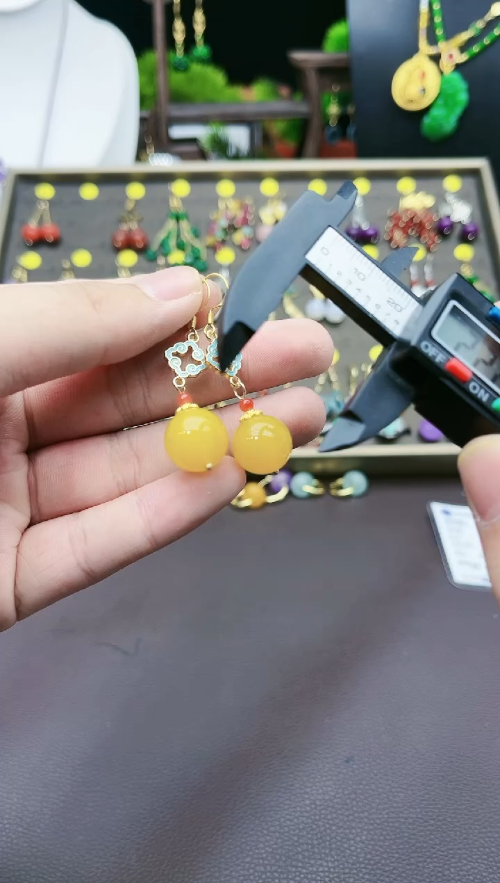 【闪购商品】玛瑙/玉髓耳钉银S925镶嵌234000