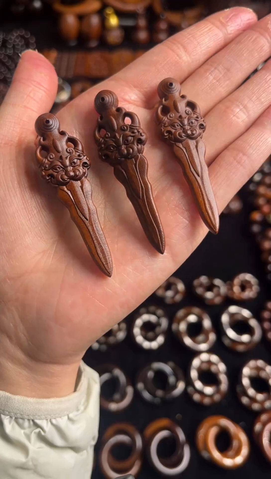 枣木雷击枣木狮咬剑