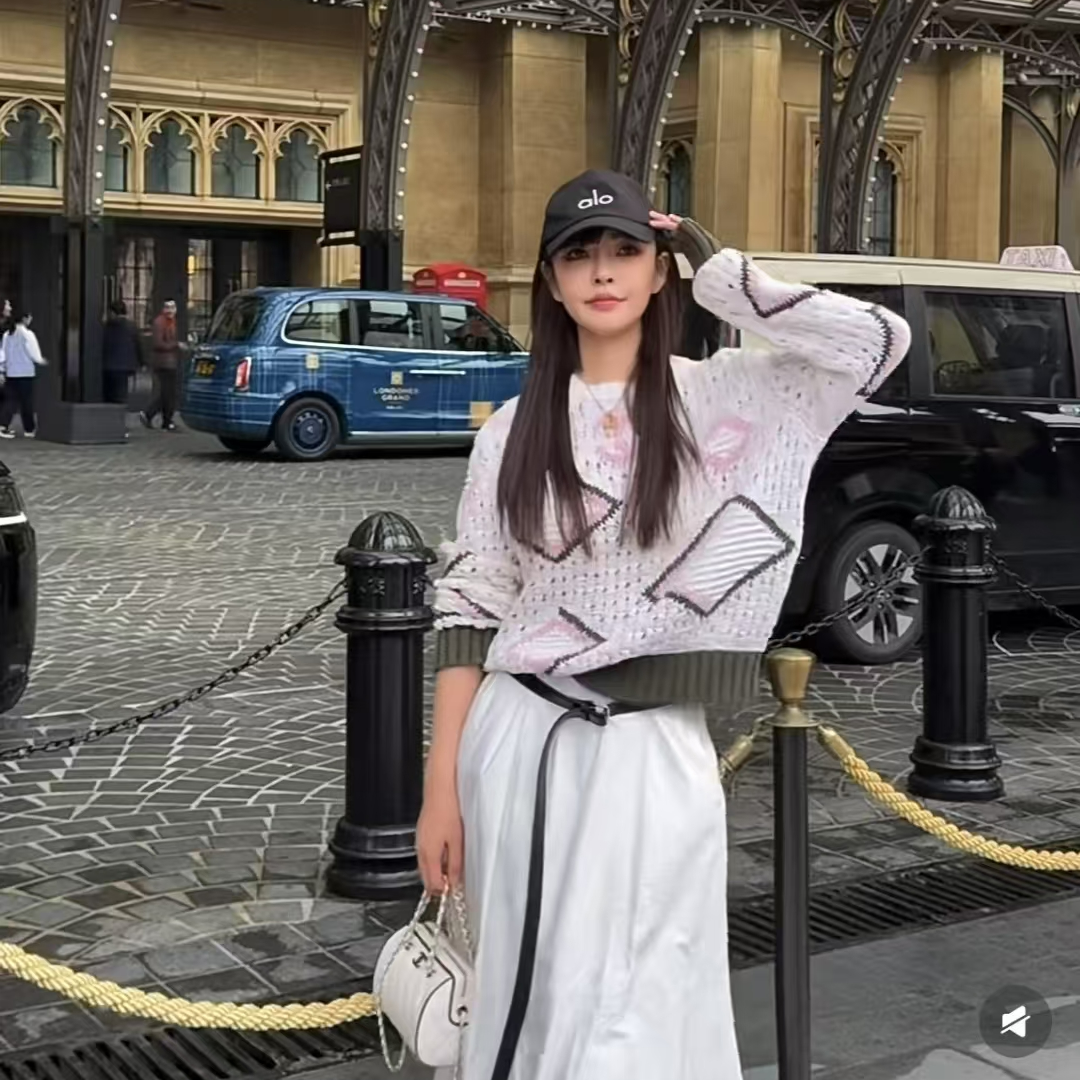 未使用 Chanel/香奈儿 logo针织圆领长袖 白色/34