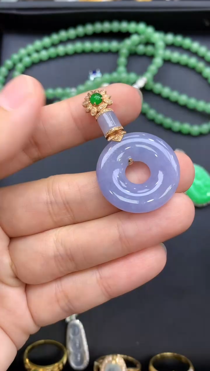 颈饰18K金镶嵌翡翠435-中国好珍宝