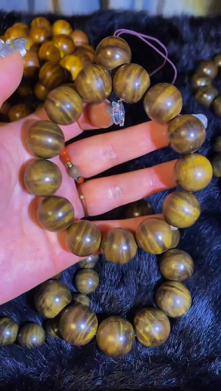 【闪购商品】金丝楠木雕【楠帝】小叶桢楠阴沉满水波1.8