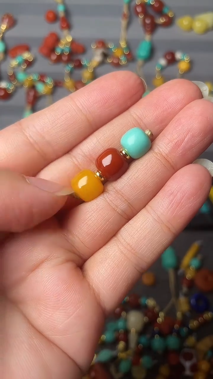 裸石蜜蜡未镶嵌8红绿灯