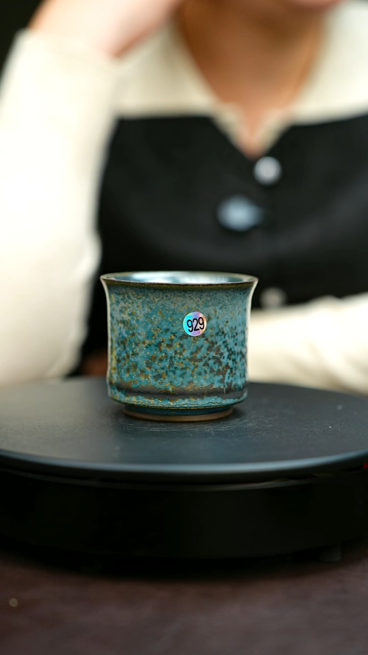 929#原矿钧瓷炉钧釉马蹄杯