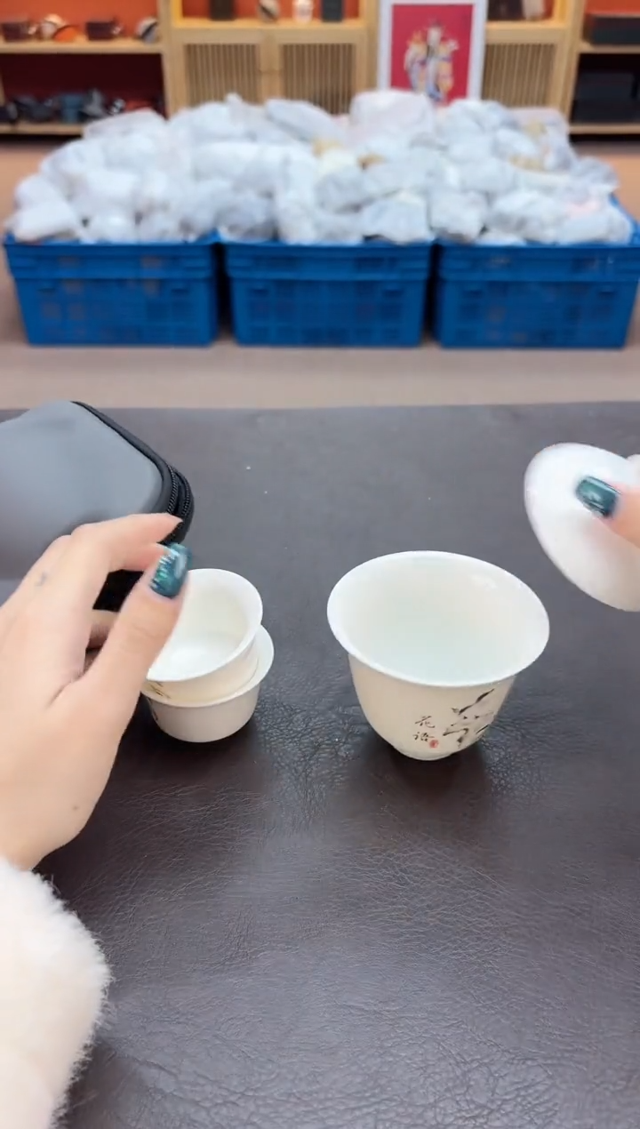 【闪购商品】摆件瓷SC1111111111111