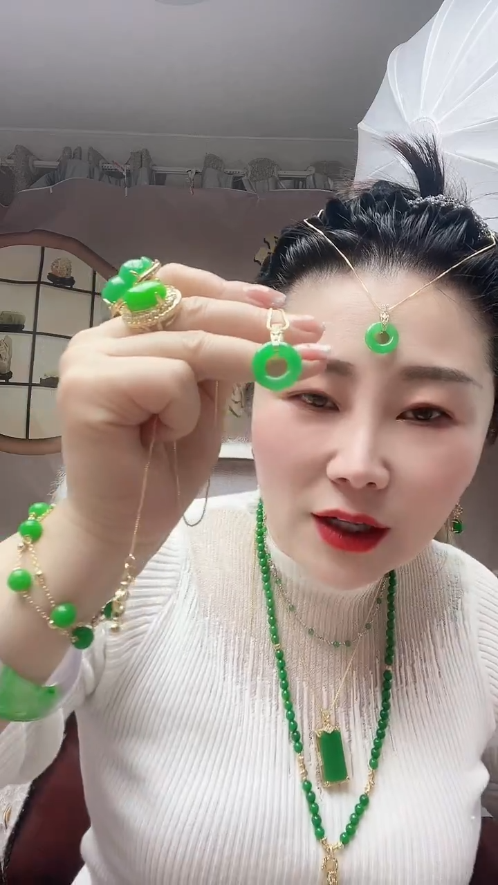 【闪购商品】翡翠颈饰14K金镶嵌S11号