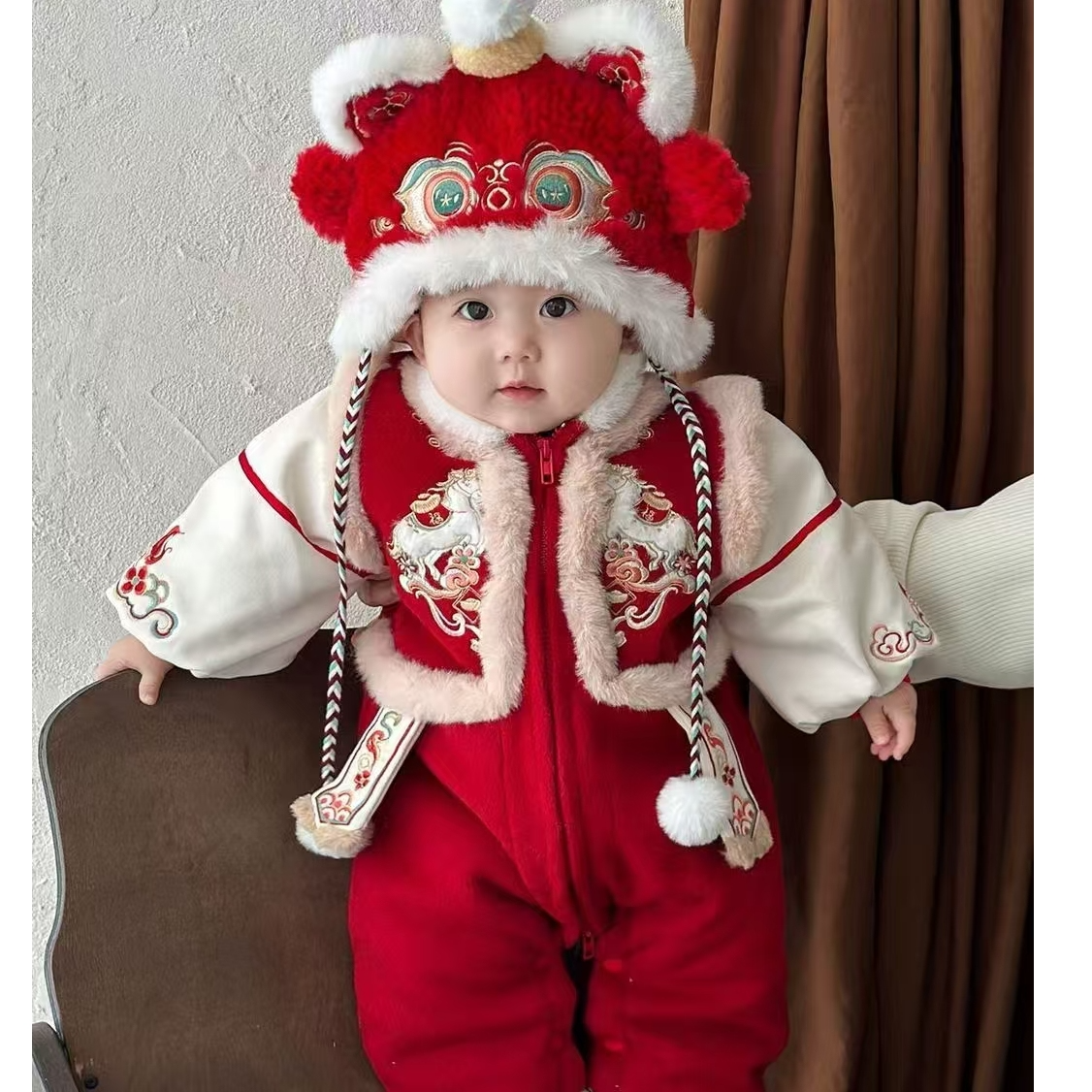 冬季新款新中式宝宝可爱小马厚棉连体哈衣爬服