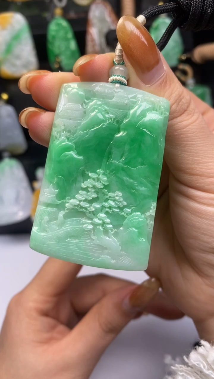 【闪购商品】翡翠颈饰未镶嵌翡翠A货一物一证