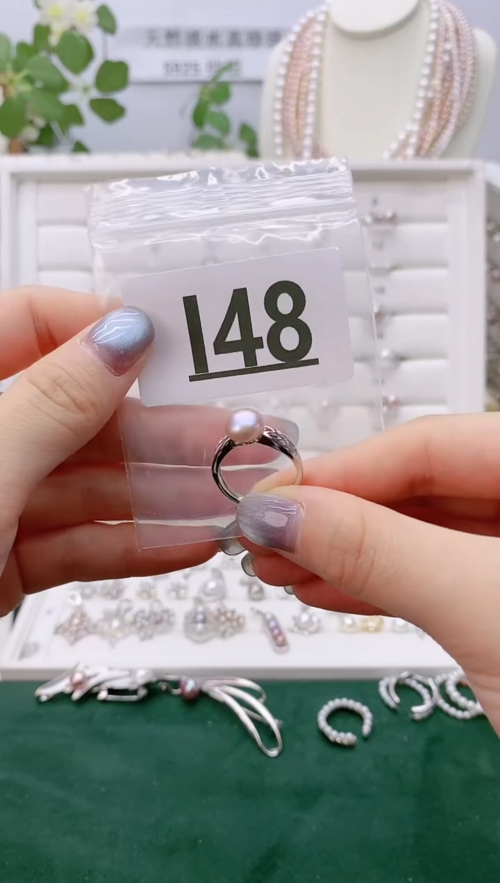 银S925镶嵌无淡水珍珠v****nI48