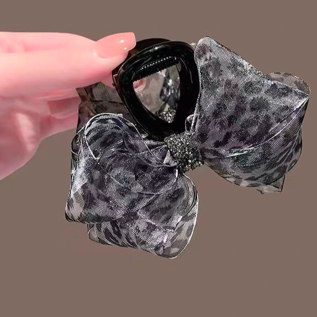 （AEFFE)欧根豹纹抓夹