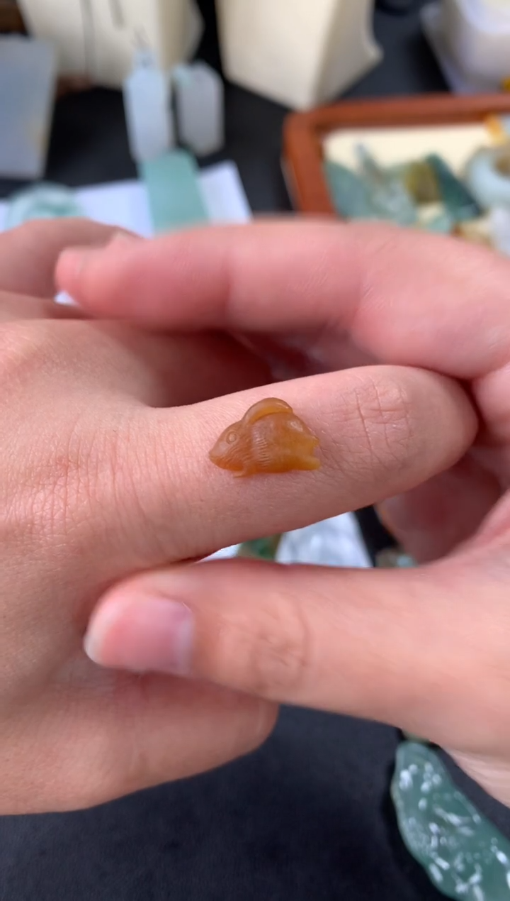 【闪购商品】定制翡翠未镶嵌翡翠