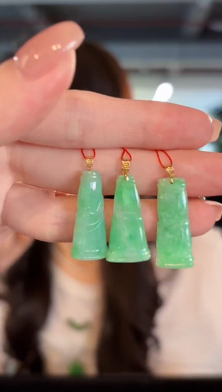 吊坠(不含链)18K金镶嵌翡翠缅甸A货/多样性发货/一件