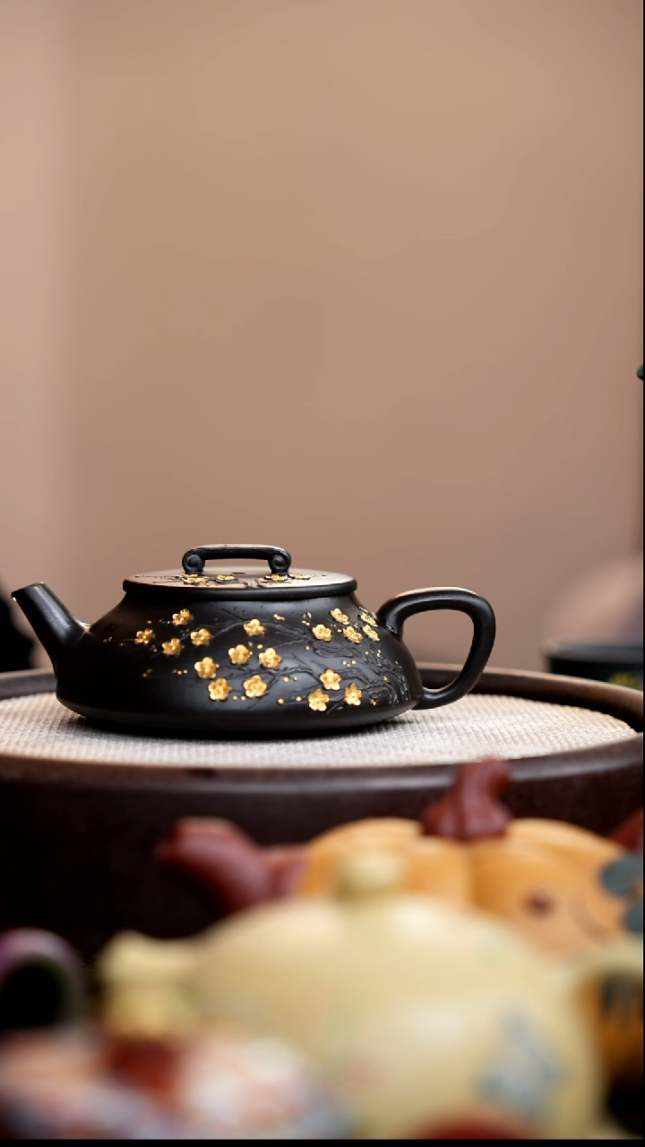 茶壶紫砂黑金梅花如意吉瓢   