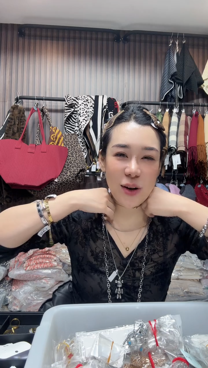 亚麻芳姐孤品福利F61
