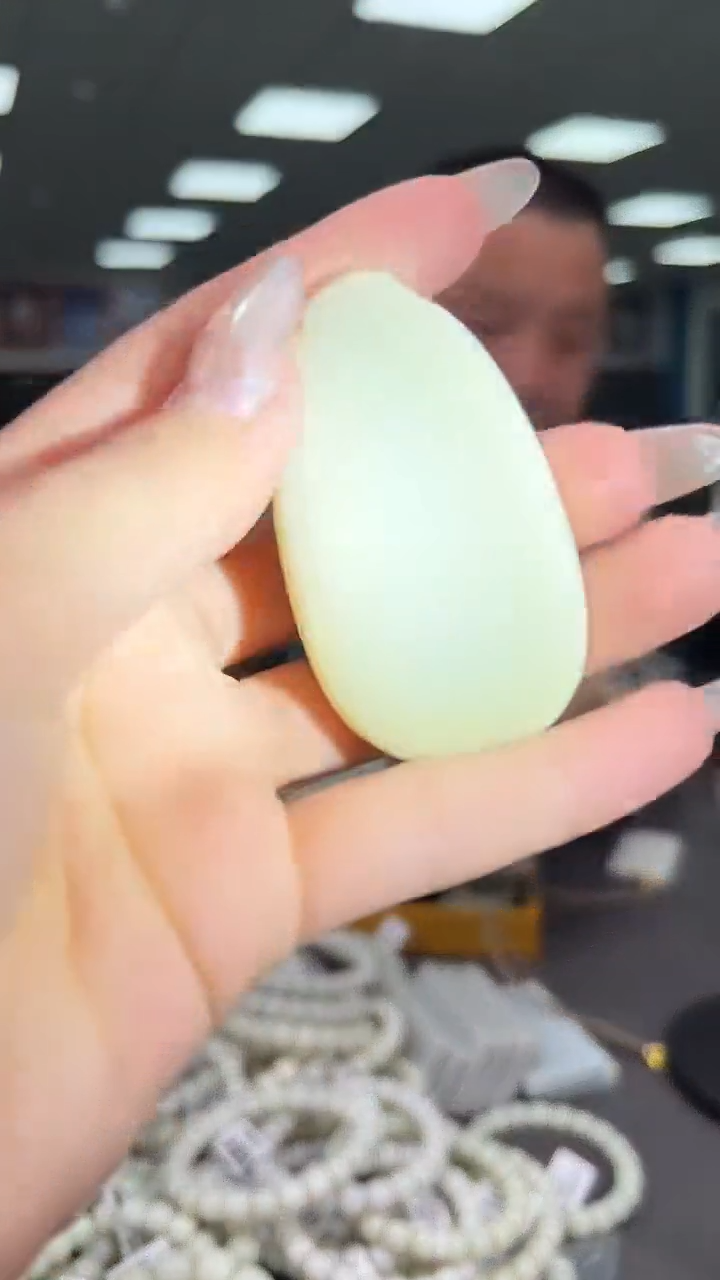 颈饰未镶嵌和田玉23