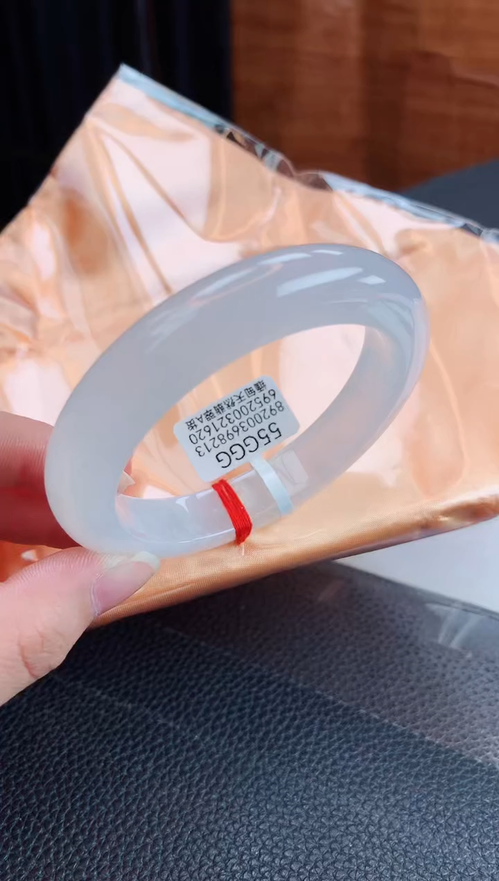 【闪购商品】翡翠手镯未镶嵌缅甸天然翡翠A货手镯